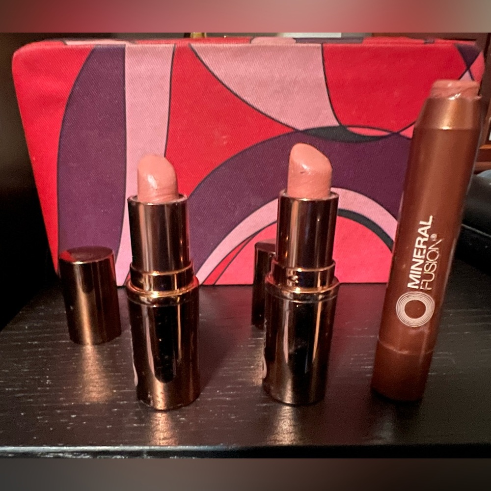 Lot of 3 gently used Mineral fusion lipsticks